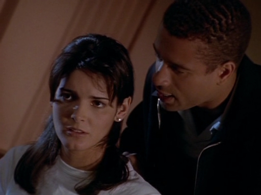 Charmed-Online-dot-NL-BaywatchNights2x19-1595.jpg