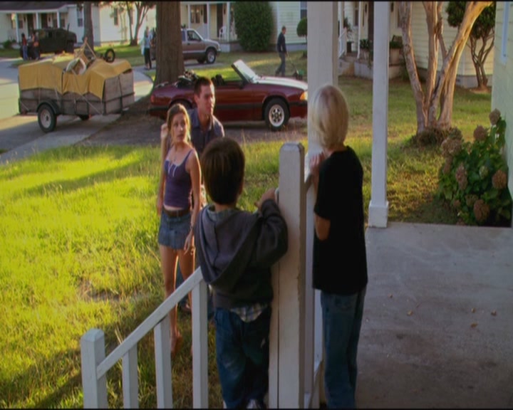 Charmed-Online_dot_net-ArmyWives1x01-1x04-0139.jpg