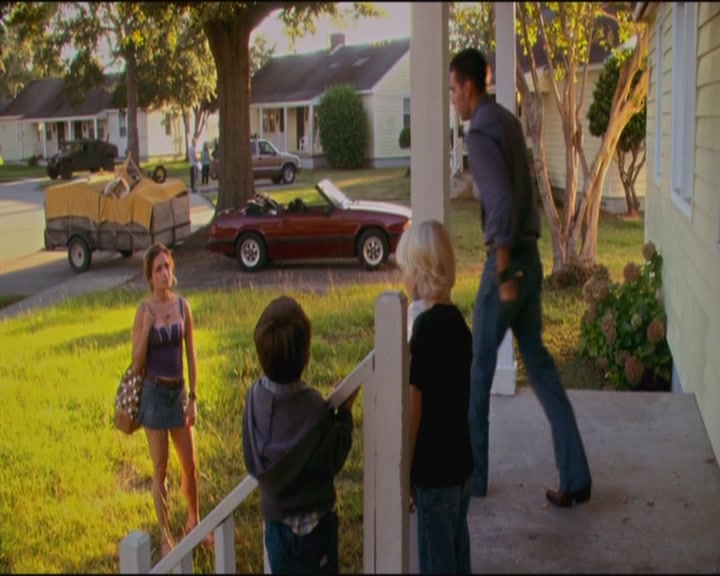 Charmed-Online_dot_net-ArmyWives1x01-1x04-0160.jpg