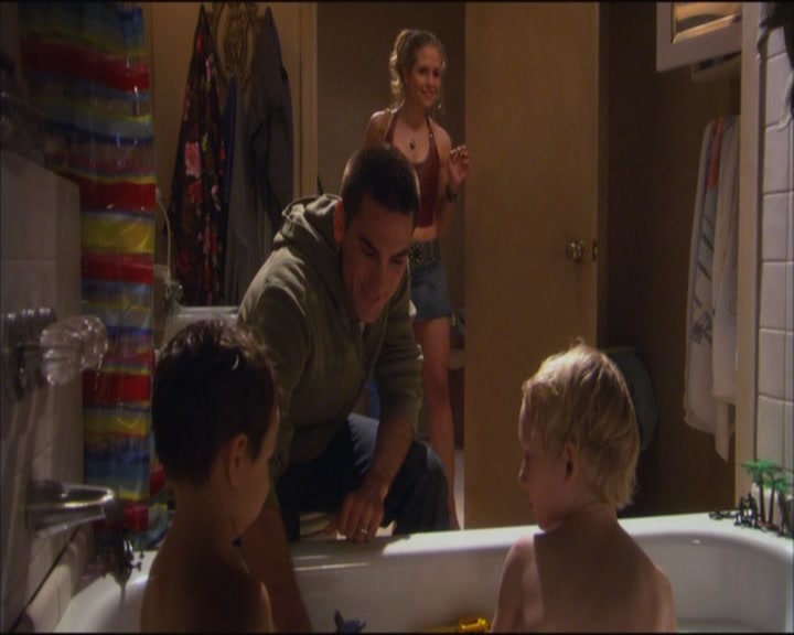 Charmed-Online_dot_net-ArmyWives1x01-1x04-2542.jpg