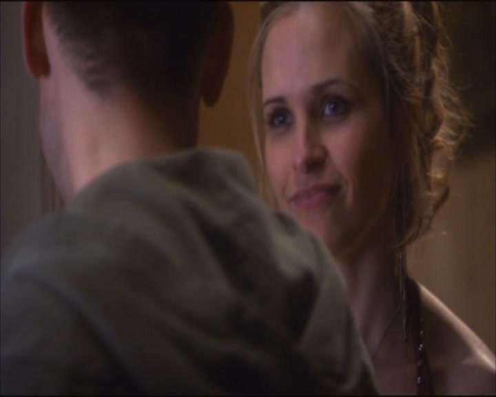 Charmed-Online_dot_net-ArmyWives1x01-1x04-2557.jpg