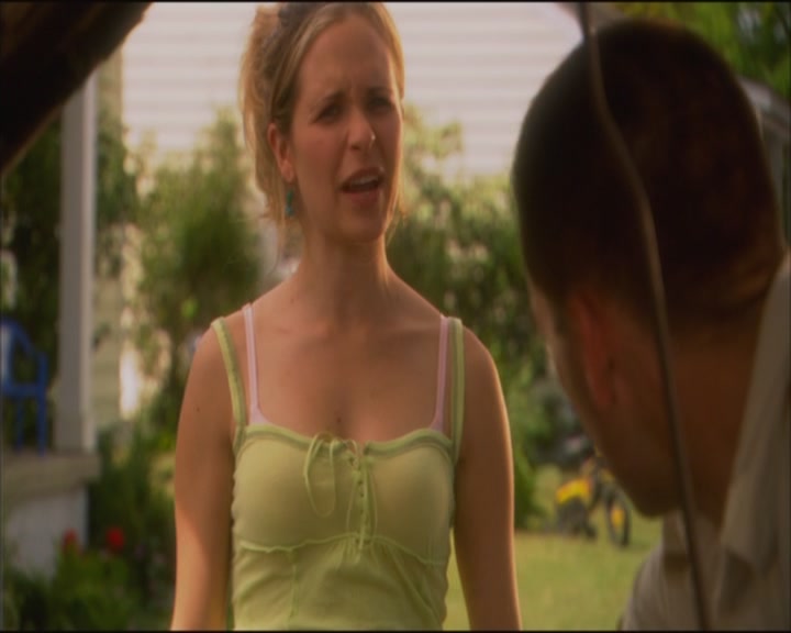 Charmed-Online_dot_net-ArmyWives1x01-1x04-5153.jpg