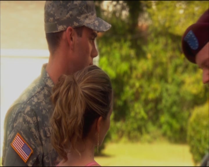 Charmed-Online_dot_net-ArmyWives1x01-1x04-7401.jpg