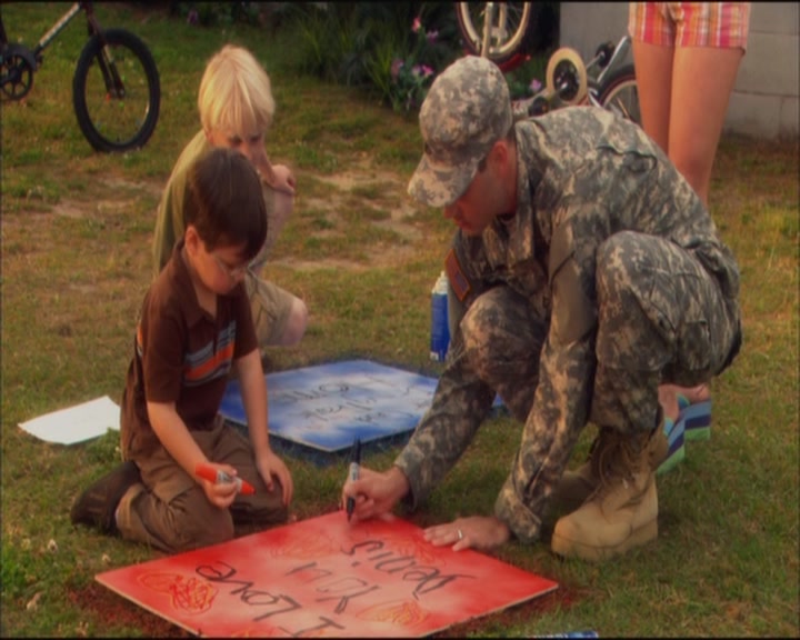 Charmed-Online_dot_net-ArmyWives1x01-1x04-7422.jpg