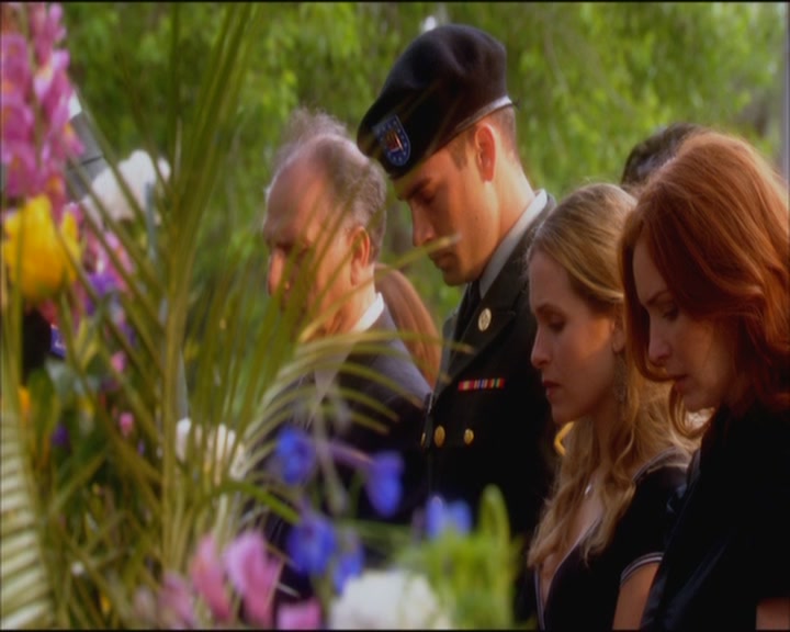 Charmed-Online_dot_net-ArmyWives1x05-1x09-2210.jpg