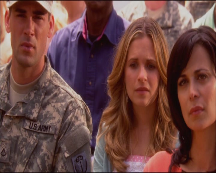 Charmed-Online_dot_net-ArmyWives1x05-1x09-2514.jpg