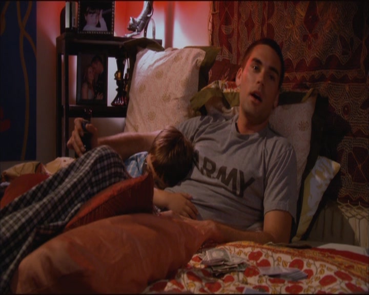 Charmed-Online_dot_net-ArmyWives1x05-1x09-4042.jpg