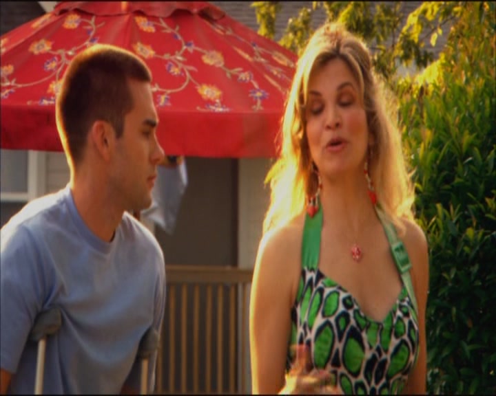 Charmed-Online_dot_net-ArmyWives1x05-1x09-5313.jpg