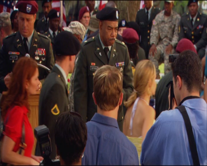 Charmed-Online_dot_net-ArmyWives1x10-1x13-2098.jpg