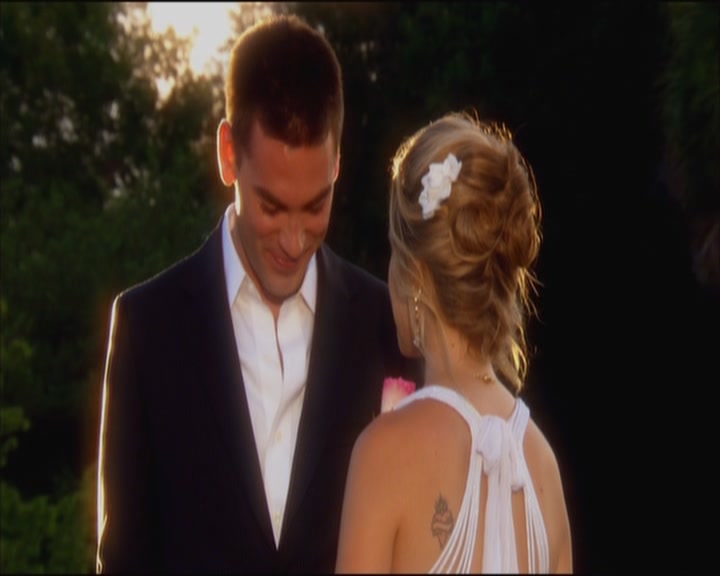 Charmed-Online_dot_net-ArmyWives1x10-1x13-6088.jpg