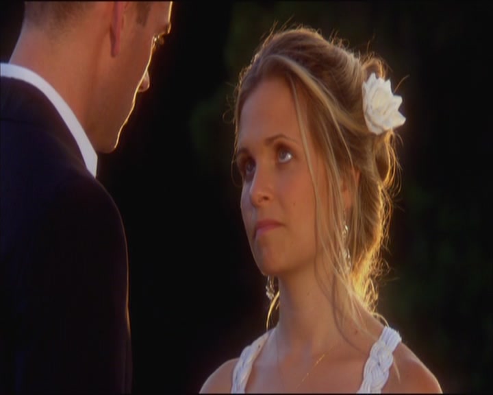 Charmed-Online_dot_net-ArmyWives1x10-1x13-6105.jpg