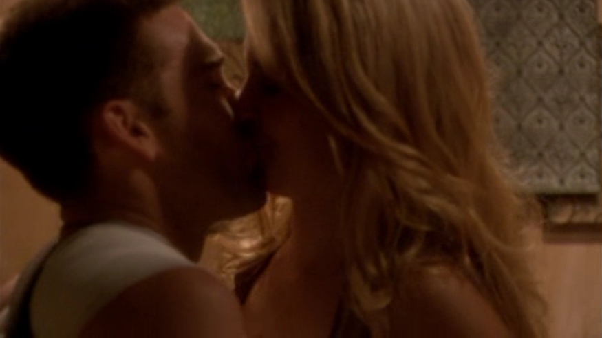 Charmed-Online-dot-nl_ArmyWives2x05-1387.jpg