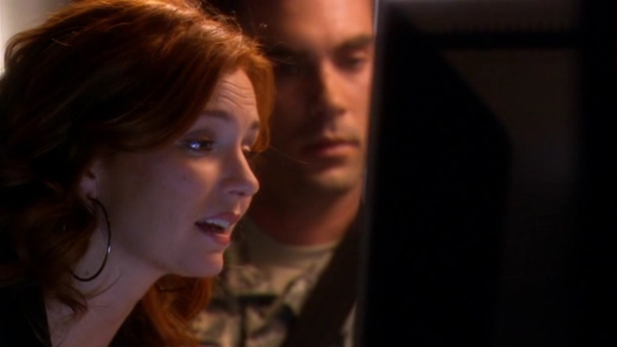 Charmed-Online-dot-nl_ArmyWives2x05-2212.jpg