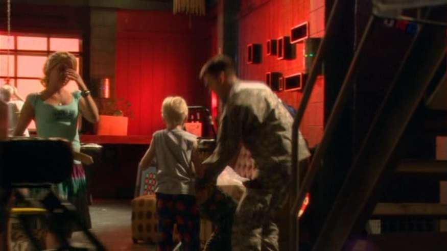 Charmed-Online-dot-nl_ArmyWives2x06-0903.jpg
