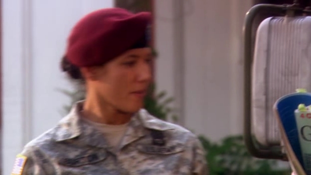 Charmed-Online-dot-nl_ArmyWives2x09-0893.jpg