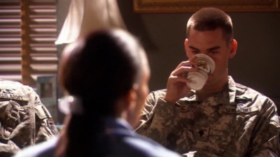 Charmed-Online-dot-nl_ArmyWives2x15-0913.jpg