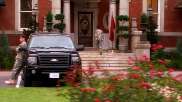 Charmed-Online-dot-nl-ArmyWives2x18-0760.jpg