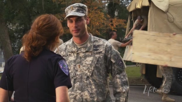 Charmed-Online-dot-net_ArmyWives6x01-0892.jpg