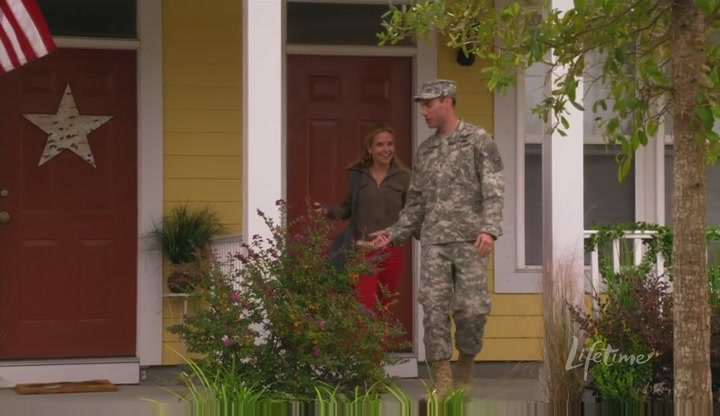 Charmed-Online-dot-net_ArmyWives6x031685.jpg