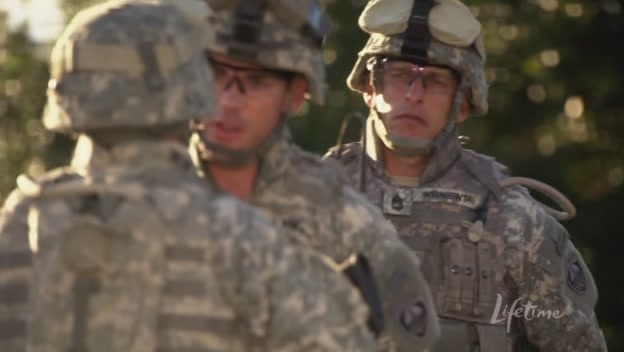 Charmed-Online_dot_net-ArmyWives6x04LearningCurve0434.jpg