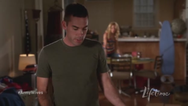 Charmed-Online_dot_net-ArmyWives6x04LearningCurve0485.jpg