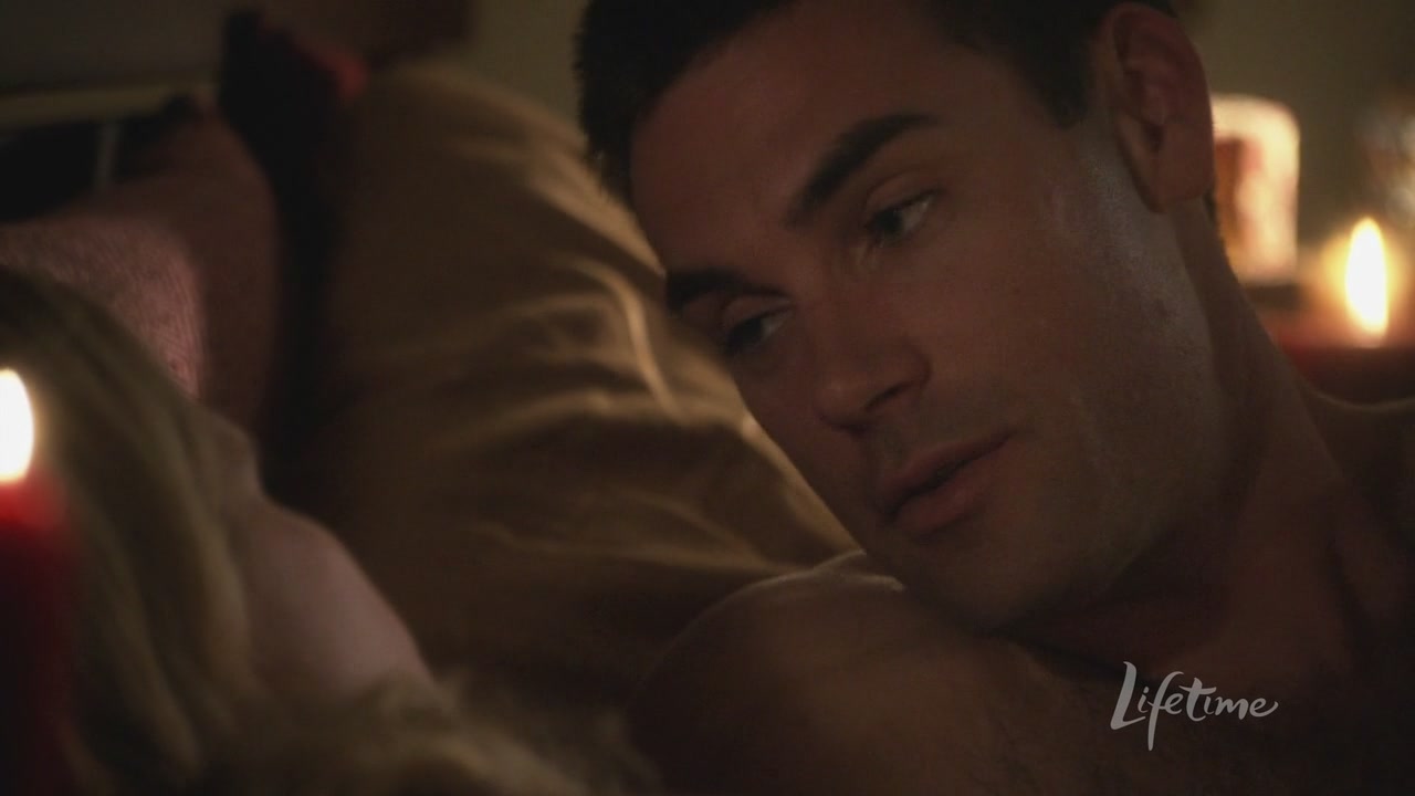 Charmed-Online_dot_net-ArmyWives6x05TrueColors0742.jpg