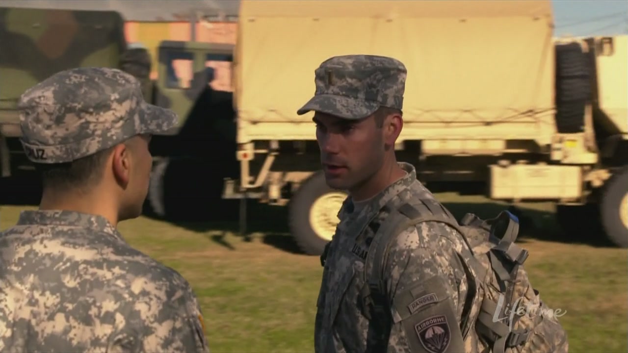 Charmed-Online_dot_net-ArmyWives6x06Viral0146.jpg