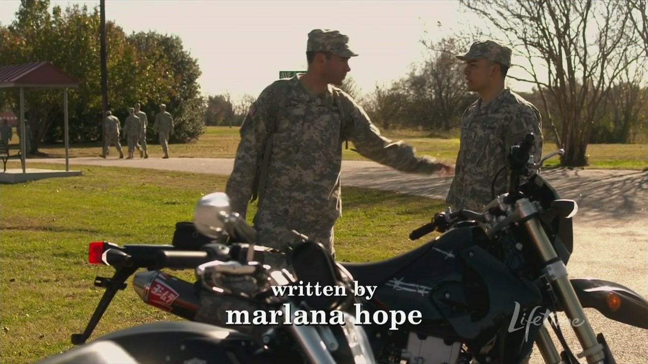 Charmed-Online_dot_net-ArmyWives6x06Viral0190.jpg