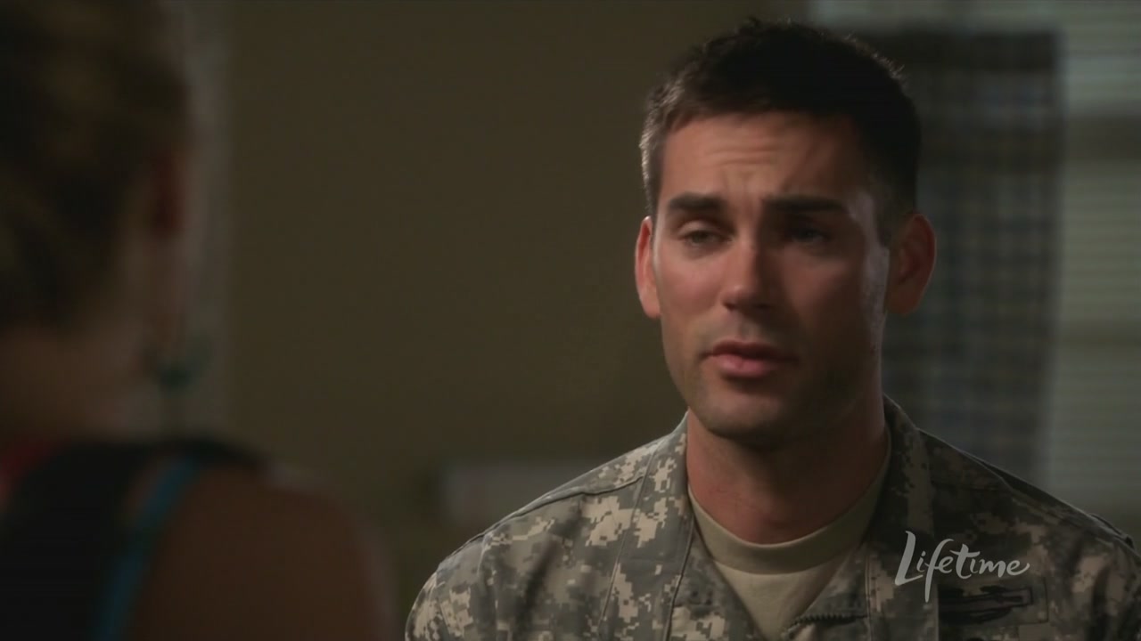 Charmed-Online_dot_net-ArmyWives6x06Viral1135.jpg