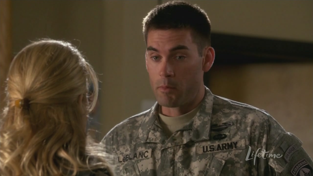 Charmed-Online_dot_net-ArmyWives6x06Viral1754.jpg