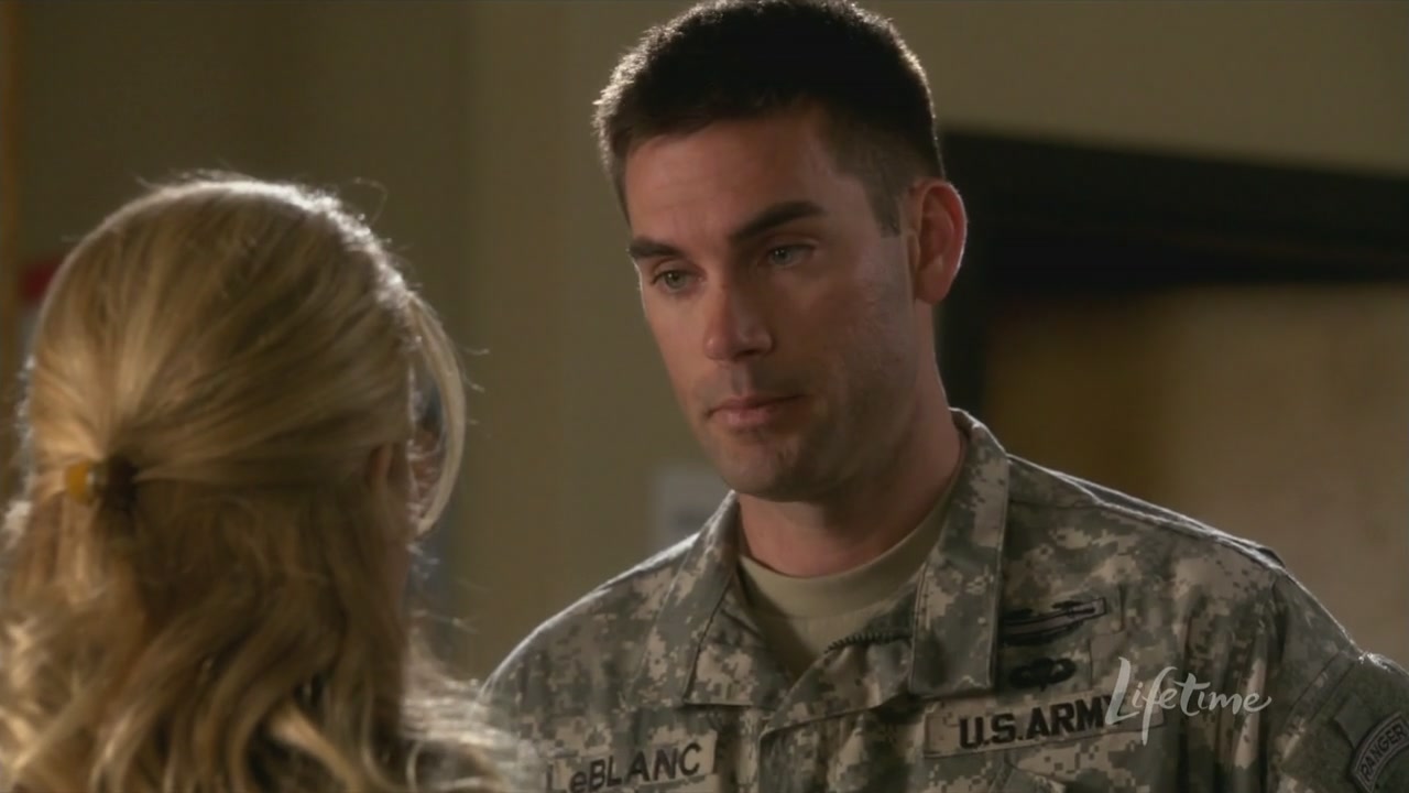 Charmed-Online_dot_net-ArmyWives6x06Viral1757.jpg