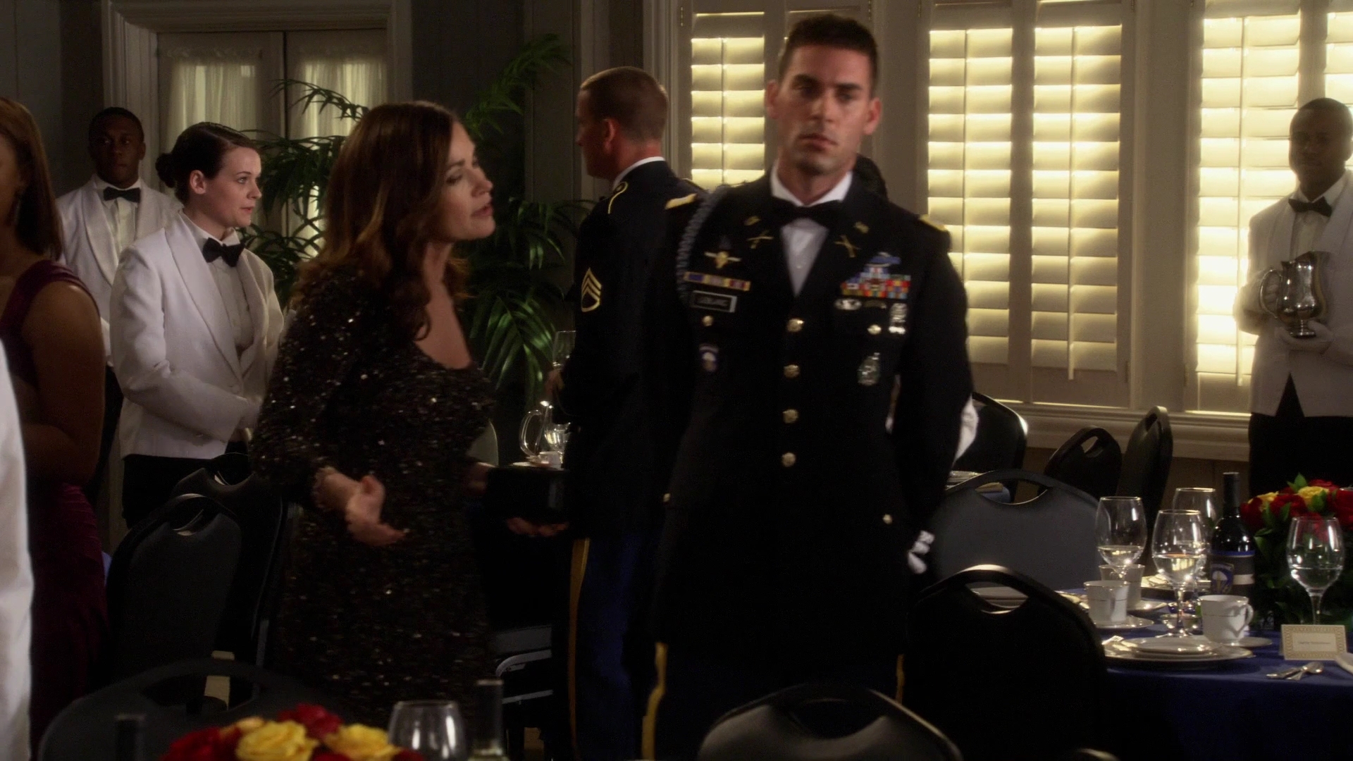 Charmed-Online-dot-nl_ArmyWives6x11-2123.jpg