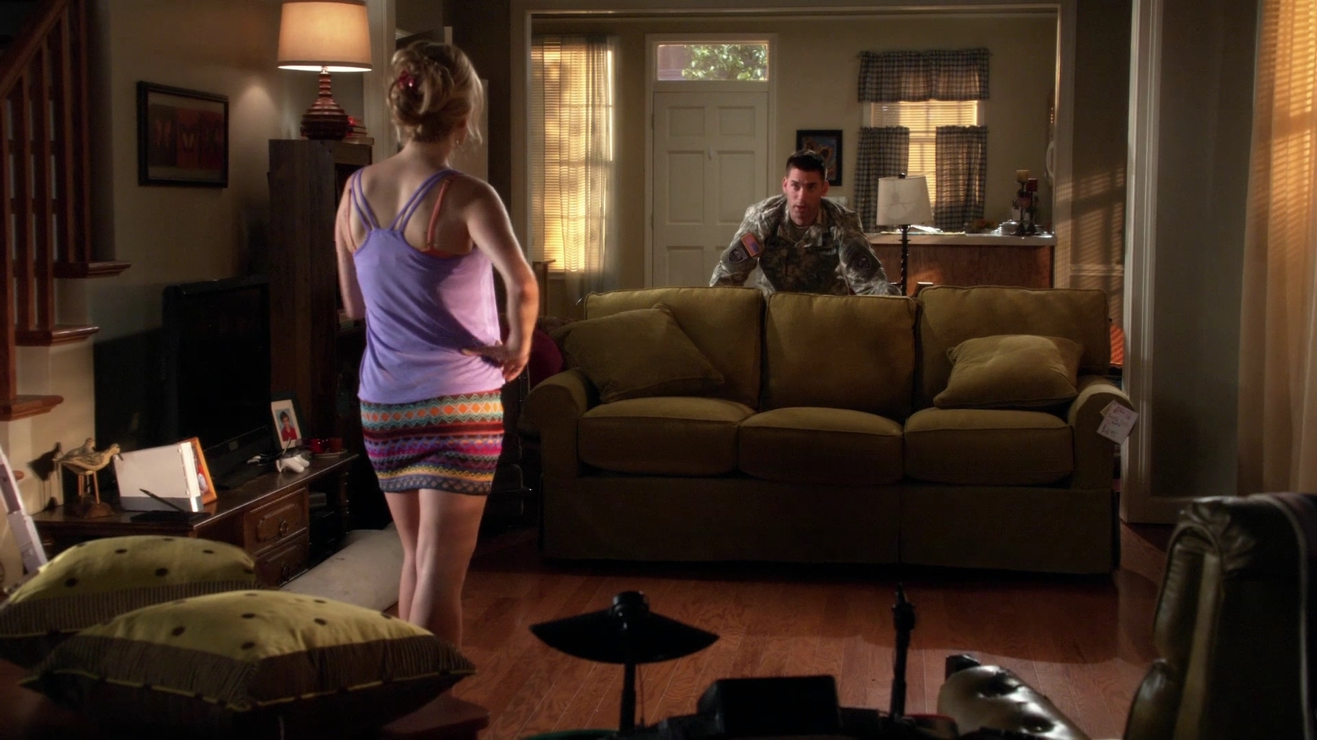 Charmed-Online-dot-nl_ArmyWives6x13-0105.jpg