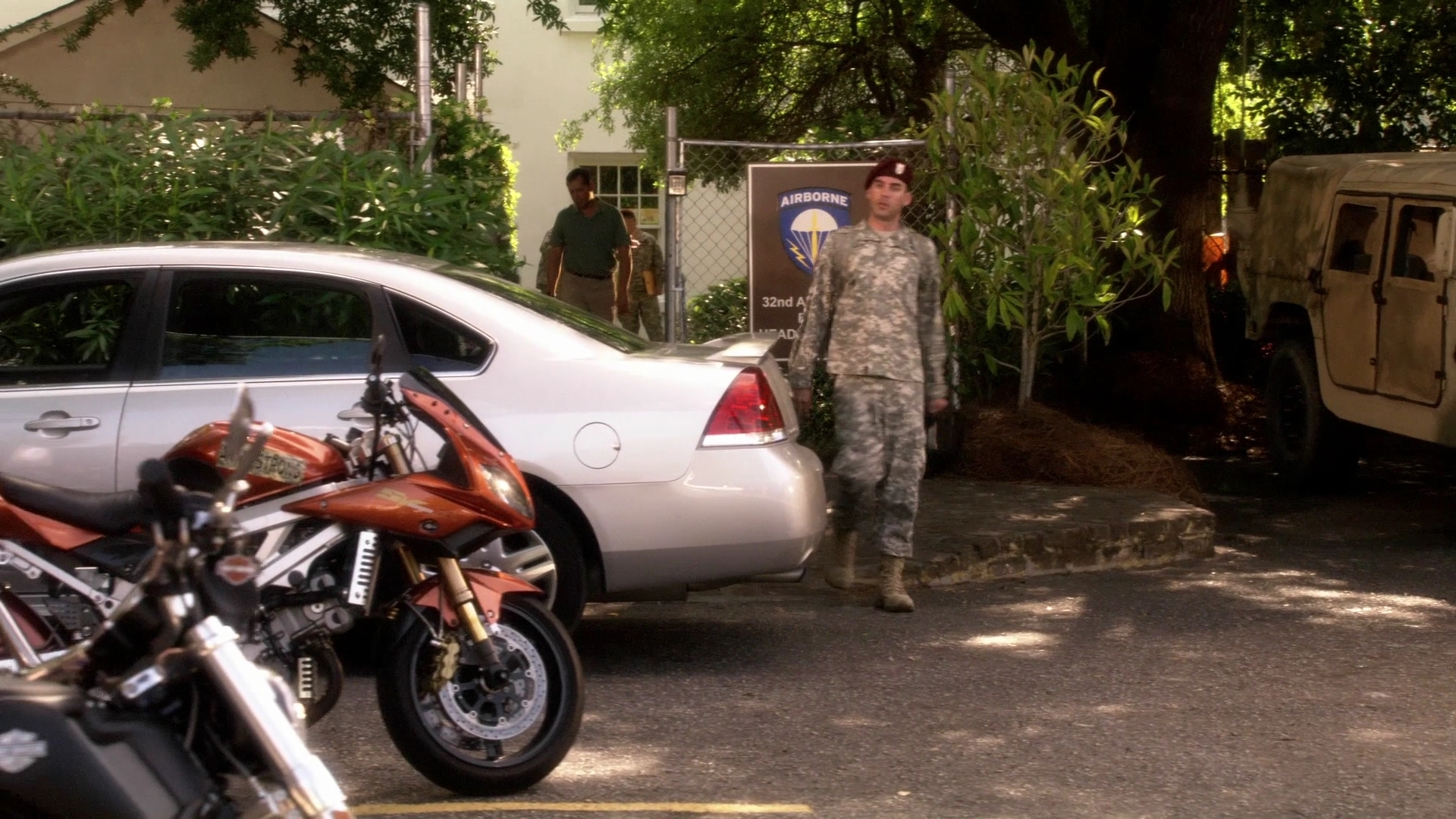Charmed-Online-dot-nl_ArmyWives6x18-2078.jpg
