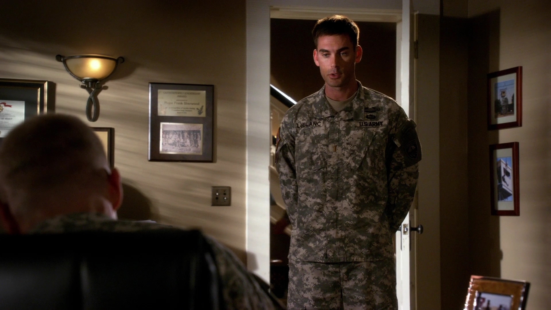 Charmed-Online-dot-nl_ArmyWives6x23-0752.jpg