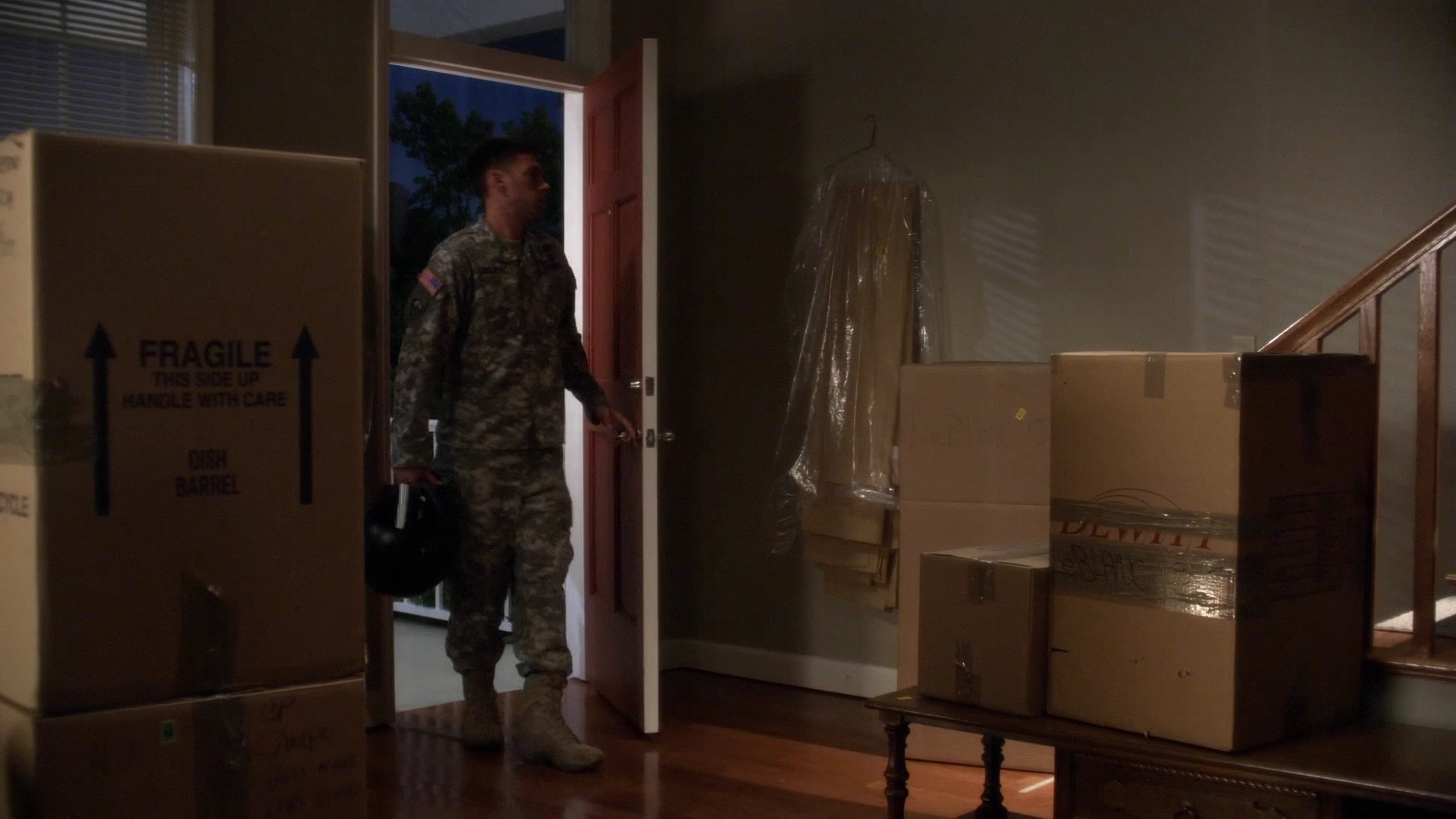 Charmed-Online-dot-nl_ArmyWives6x23-1132.jpg