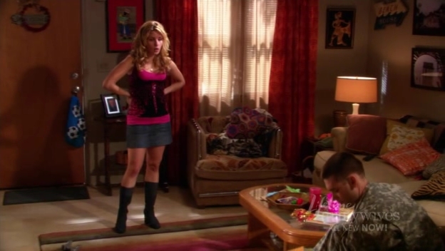 Charmed-Online-dot-nl_ArmyWives3x02-1404.jpg