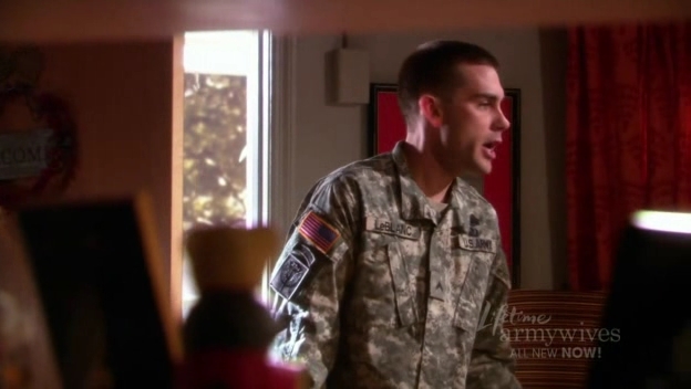 Charmed-Online-dot-nl_ArmyWives3x02-1430.jpg