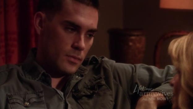 Charmed-Online-dot-nl_ArmyWives3x02-2224.jpg