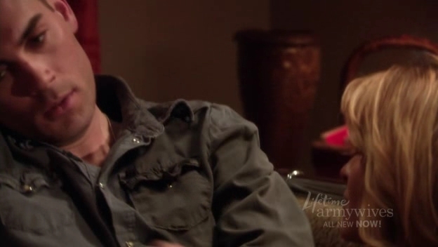 Charmed-Online-dot-nl_ArmyWives3x02-2230.jpg