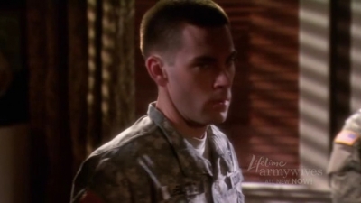 Charmed-Online-dot-nl_ArmyWives3x03-1510.jpg