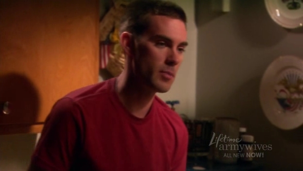 Charmed-Online-dot-nl_ArmyWives3x04-2205.jpg