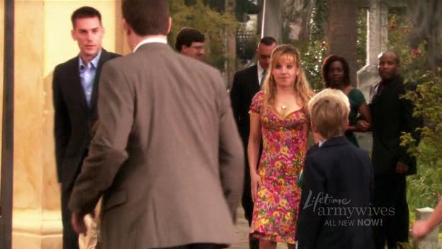Charmed-Online-dot-nl_ArmyWives3x06-2030.jpg