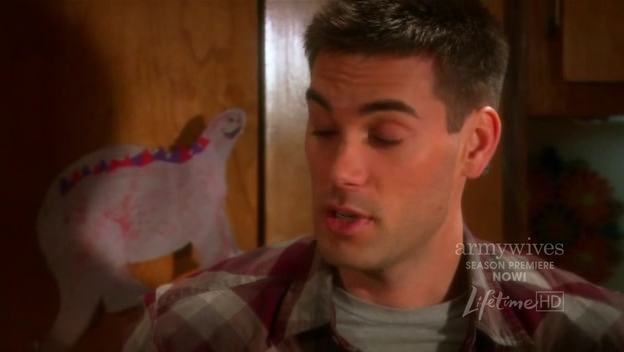 Charmed-Online-dot-nl_ArmyWives4x01-1578.jpg
