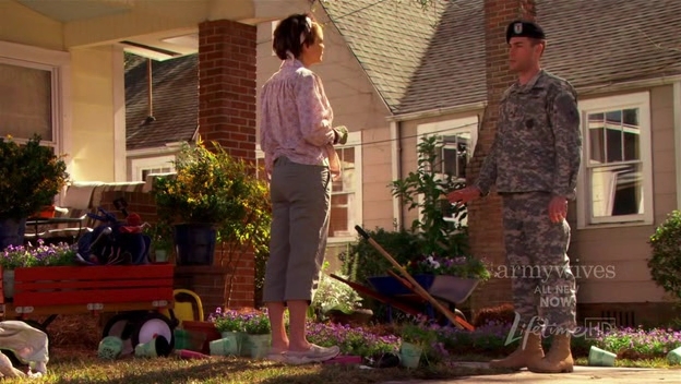 Charmed-Online-dot-nl_ArmyWives4x03-0925.jpg