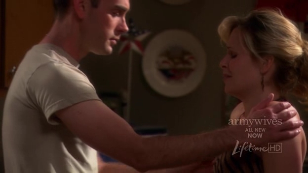 Charmed-Online-dot-nl_ArmyWives4x09-2493.jpg