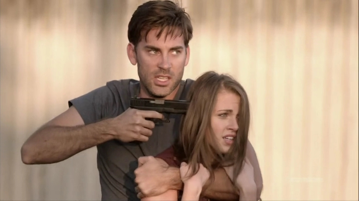 Charmed-Online-dot-net_FatalInstinct4819.jpg
