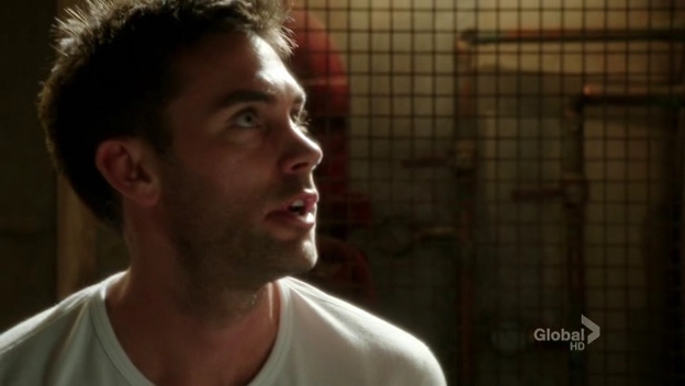 Charmed-Online-dot-net_NCISLA-3x07-0804.jpg