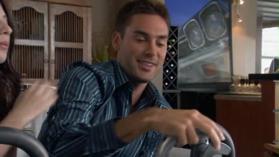 Charmed-Online-dot-net_TheCircuit0800.jpg
