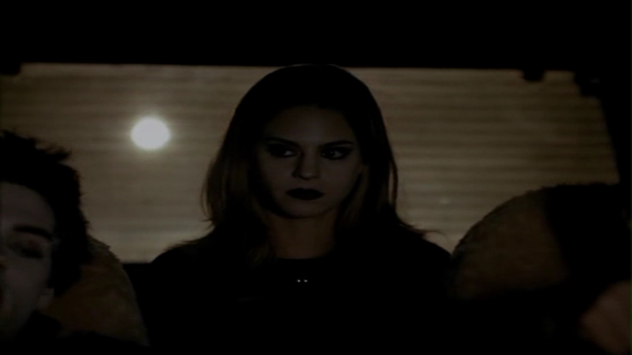 Charmed-Online-dot-net_VampireClan3248.jpg